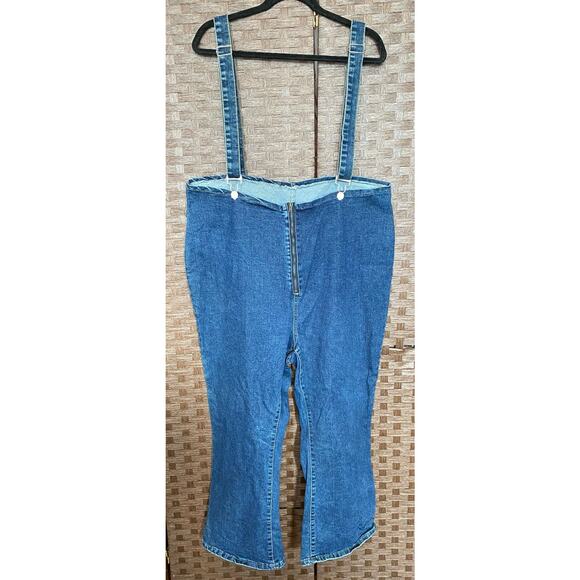 Cropped Flare Leg Suspender Jeans- Size 20 - Picture 2 of 3